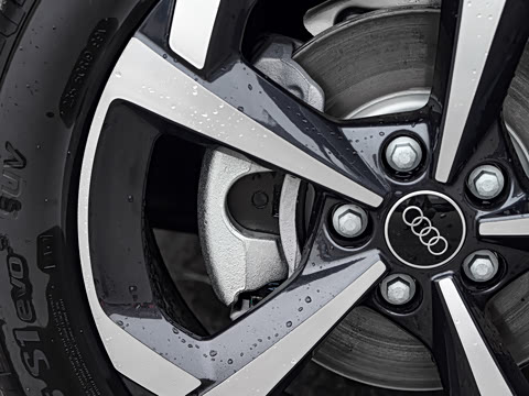 2026�� quattro 45�����ذ� 45TFSI quattro ʱ�ж�����