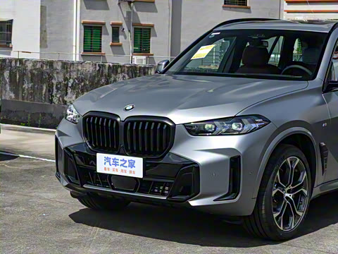 2025�� xDrive 40Li ������M�˶���ҹ��װ