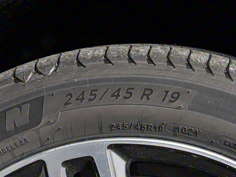 2026�� 525Li M�˶���װ