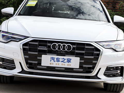 2026 45 TFSI quattro ѡ