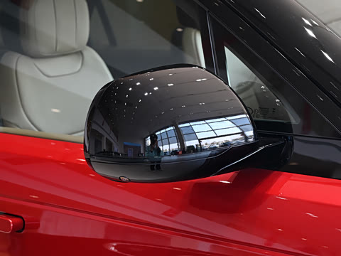 2025�� 400PS Dynamic SE