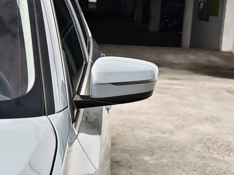 2026�� 325Li M�˶���װ