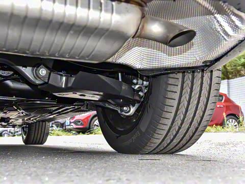 2025�� �Ŀ� GLC 300 4MATIC ����SUV