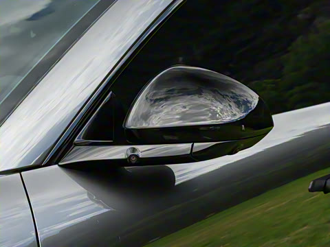 2025�� 240����Ultra