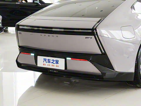 2025�� 702 ������ Ultra