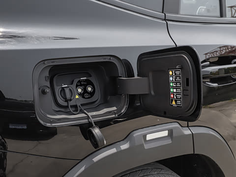 2026�� 220km XWD�����Ǽ�