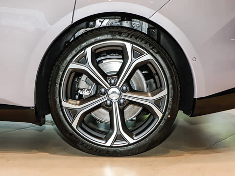 2025�� Զ����װ�޶��� 100kWh