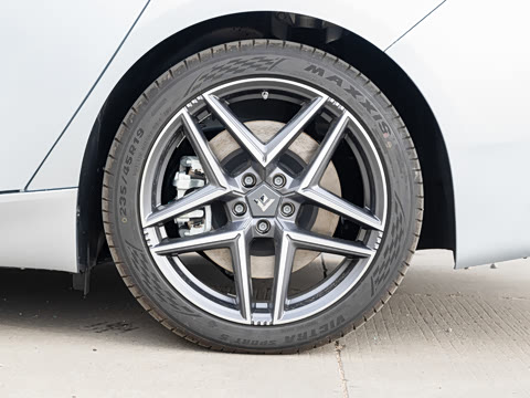 2025�� 630 Lite��