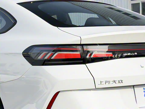 2026�� ���L 300TSI ��а�