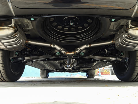 2027�� 2.0T ˫������������