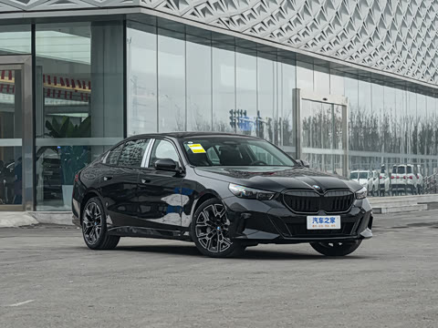 2026�� �Ŀ� 530Li ������ M�˶���װ