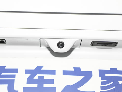 2025�� 735MAX 175kW