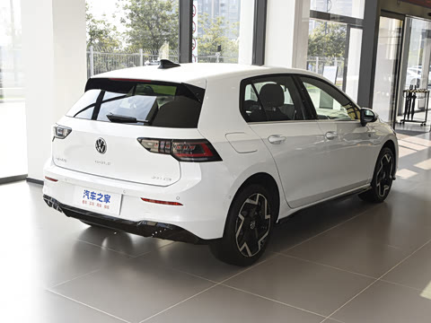 2026�� 300TSI R-Line