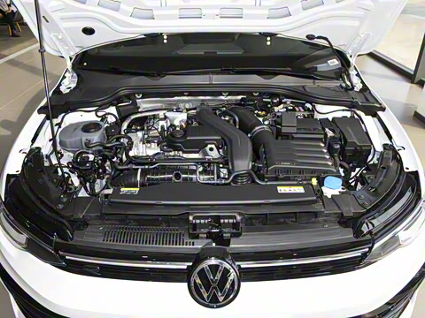 2026�� 300TSI R-Line