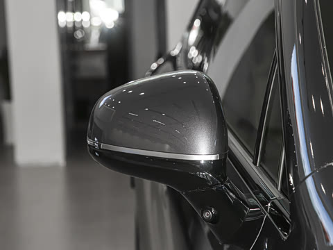 2025�� 670 Max��