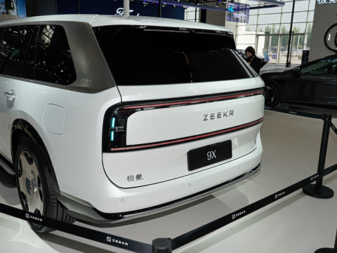 2025�� Ultra�� 70kWh