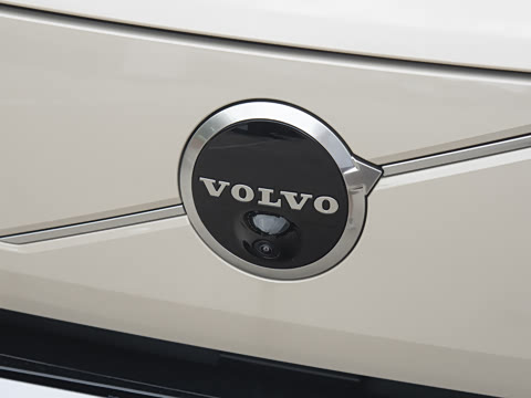 2026�� ������������Plus