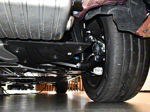 2025�� sDrive25i M�˶���װ