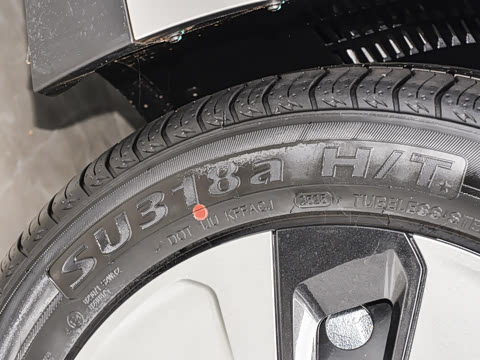 2025�� Plus 430 ������