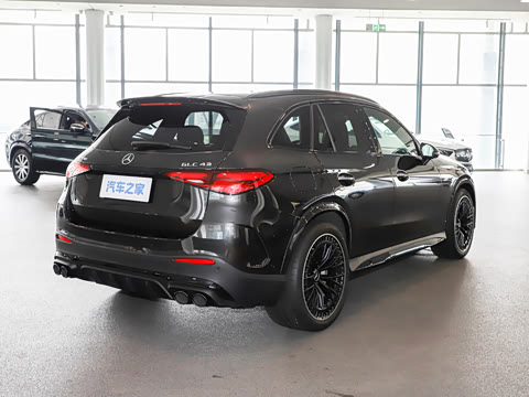 2026�� �Ŀ� AMG GLC 43 4MATIC