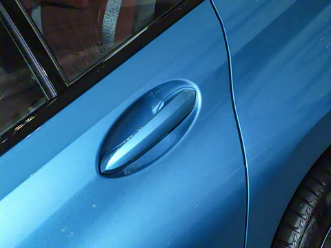 2025�� 330Li M�˶���ҹ��װ