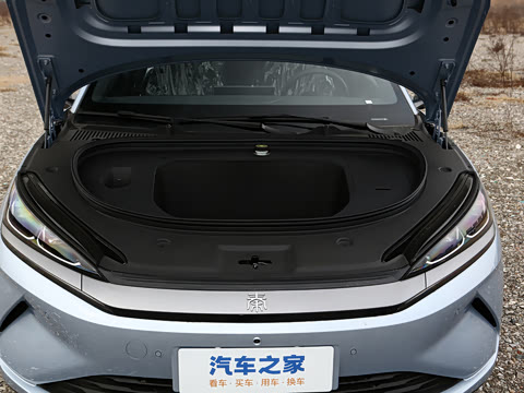 2025�� EV 470KM������