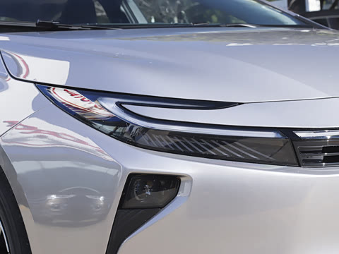 2026�� 1.8L ˫�� ��Ӣ��