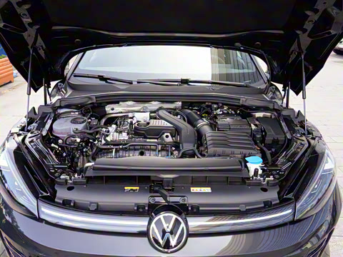 2026�� ���L 300TSI ��а�