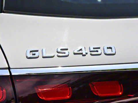 2025�� GLS 450 4MATIC ������