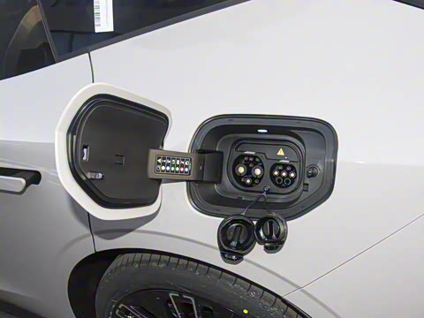 2025�� 240����Ultra H5