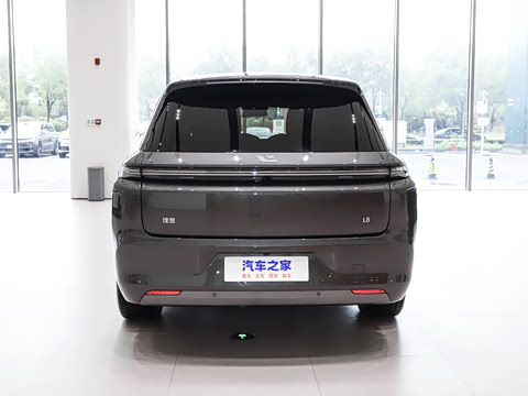 2025�� Pro ���ܻ��°�