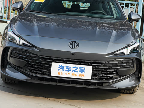 2026�� 2.0T 405 AT������