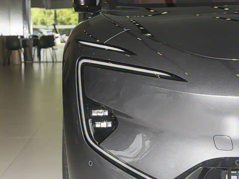 2025�� �Ŀ� Max�����