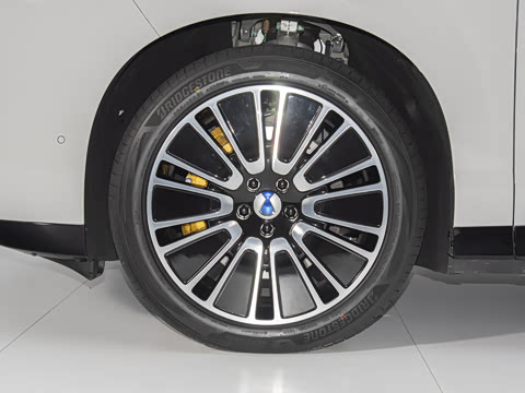 2025�� �콢��