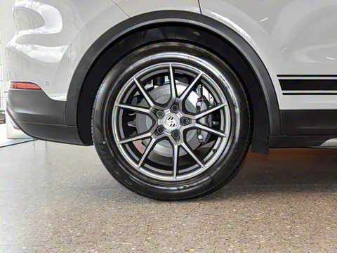 2025�� Cayenne 3.0T ���۰�