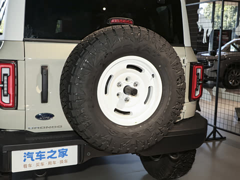 2025�� 2.3T 1966��Ű�