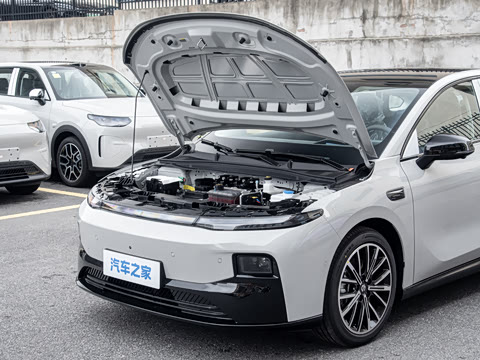 2027�� 590������
