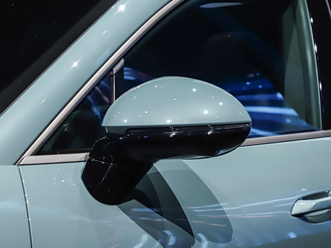 2026�� Cayenne Turbo Electric