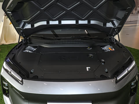 2025�� �ھ������ 100kWh Touring