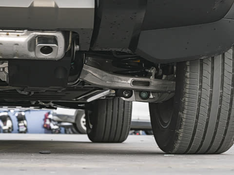 2025�� 215Զ�а�