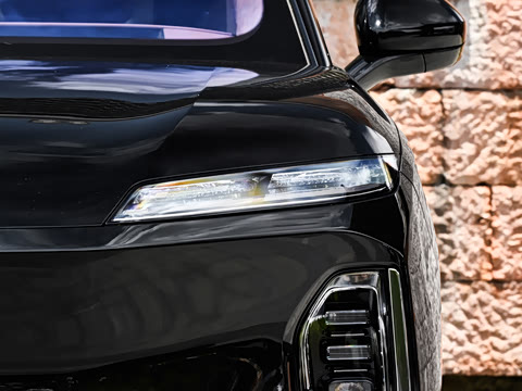 2026�� 102kWh �����е�������