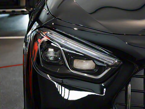 2025�� AMG GLA 35 4MATIC