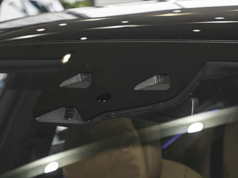 2026�� �Ŀ� E 260 L