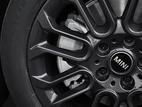 2026�� 466km COOPER E ������