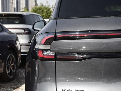 2025�� 215����������