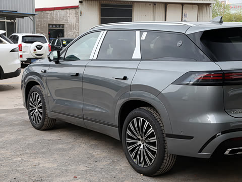 2027�� 2.0T �Զ�������ӥ500��
