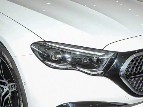 2025�� �Ŀ� E 300 ʱ�����˶���