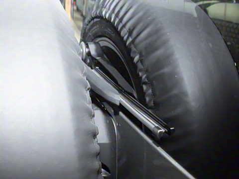 2025�� 90 2.0T P300 S