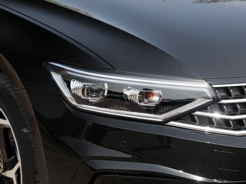 2026�� 3000������ѡ�� 330TSI DSG��Ӣ��