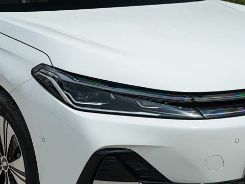 2026�� EM-i 235km ̽��+��
